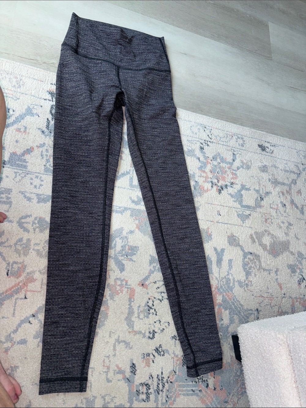 Lululemon leggings Heathered Gray size 4